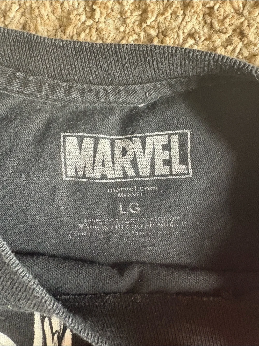 Marvel Avengers Superhero Graphic T-Shirt Black Size Large